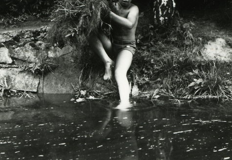 1982