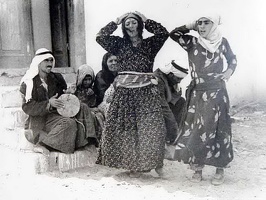 dancing with gypsies 1927