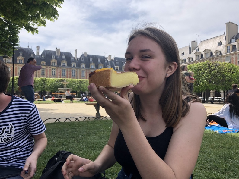 2019_napoleon_pariz_17.jpg