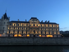 2019 napoleon pariz 46