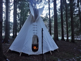 zimni teepee 38