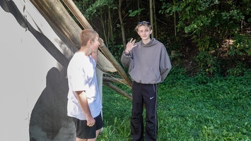 072